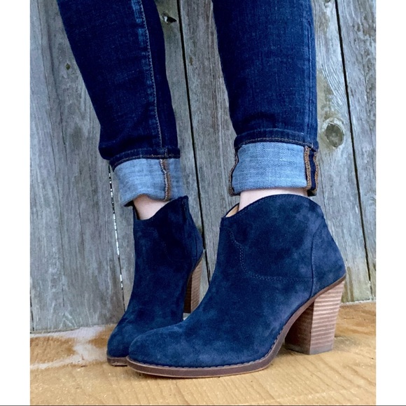 Lucky Brand Shoes - LUCKY BRAND genuine navy suede heeled ankle boots